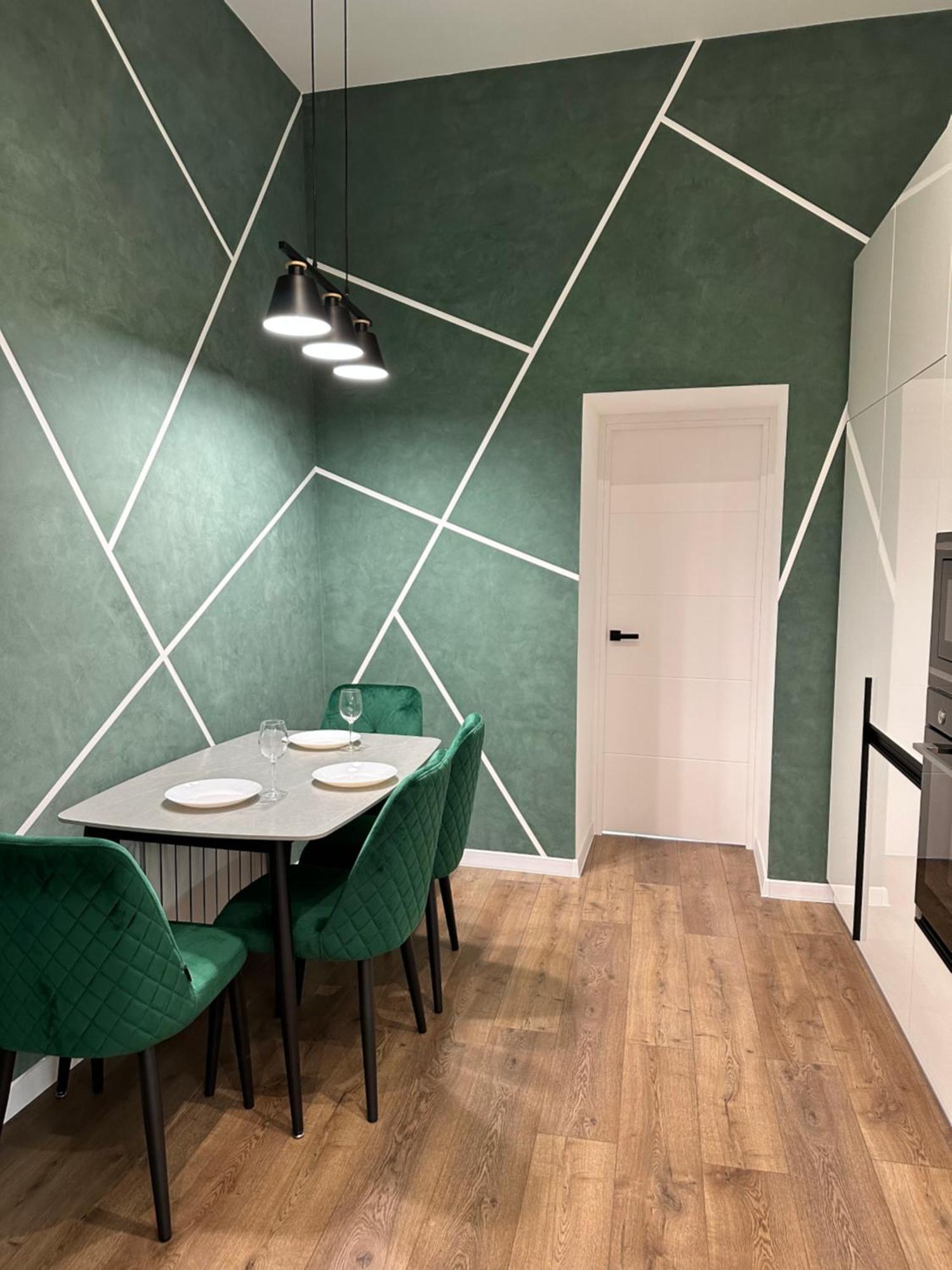 Romantic Apartments - In The Center Of Lviv , King-Size Bed Екстериор снимка