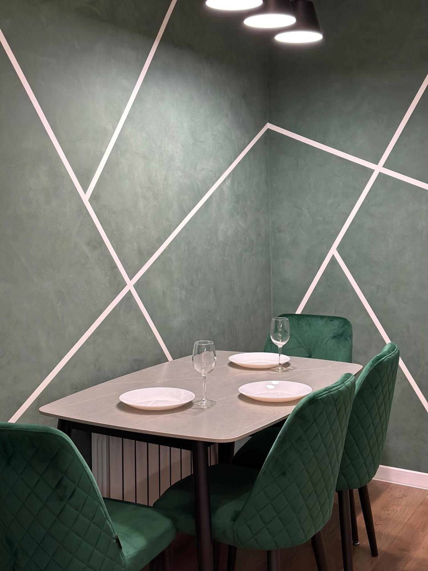 Romantic Apartments - In The Center Of Lviv , King-Size Bed Екстериор снимка