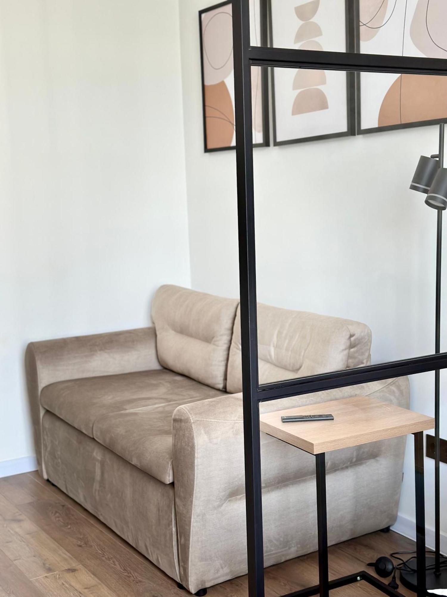 Romantic Apartments - In The Center Of Lviv , King-Size Bed Екстериор снимка